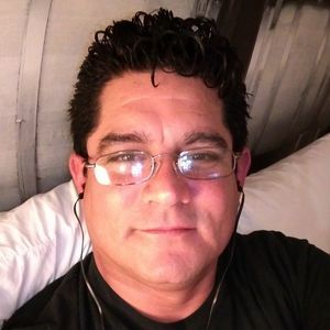 Meet your Posher, Alcides